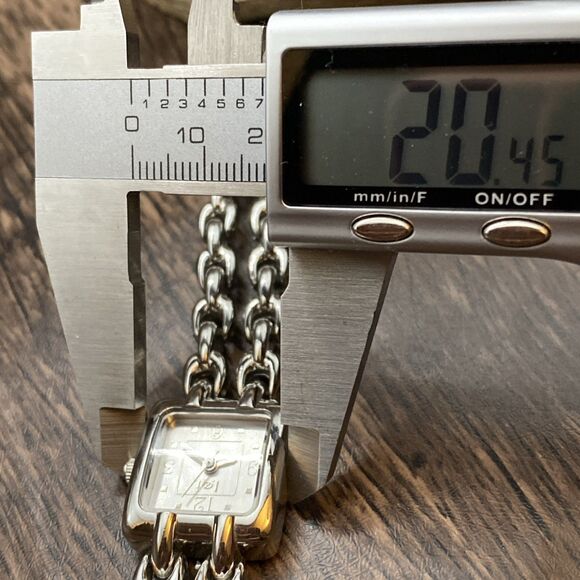 l.e.i. Watch Women’s New Battery Silver Tone Two Chains Band Adjustable New Bat